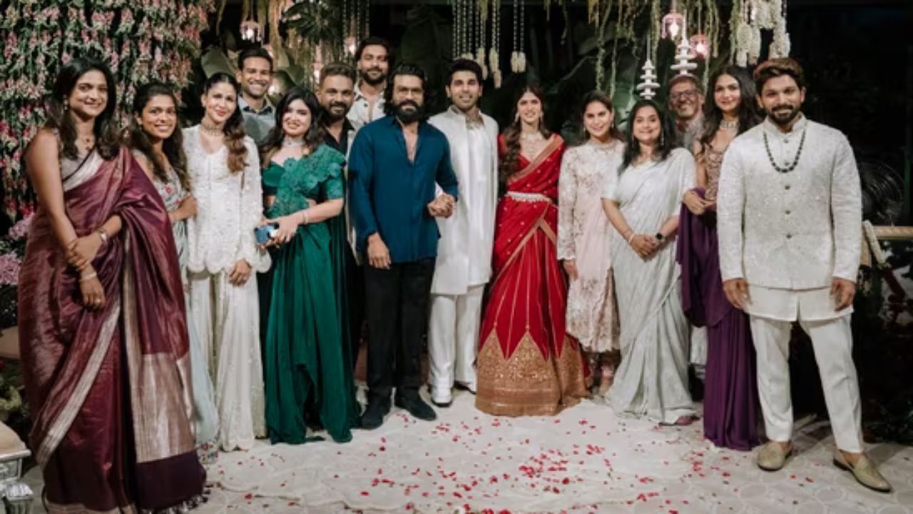 https://www.mobilemasala.com/film-gossip/Allu-Sirish-and-Nayanika-Engagement-Tollywoods-Biggest-Family-Celebration-is-Here-i415338